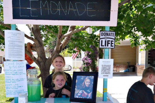 Girls launch lemonade stand to honor late sister who couldn’t get a heart transplant