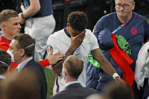 England’s Marcus Rashford apologizes for missed penalty, thanks fans for positive messages