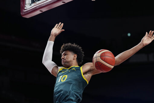 Australia now 2-0 in men’s basketball, tops Italy 86-83