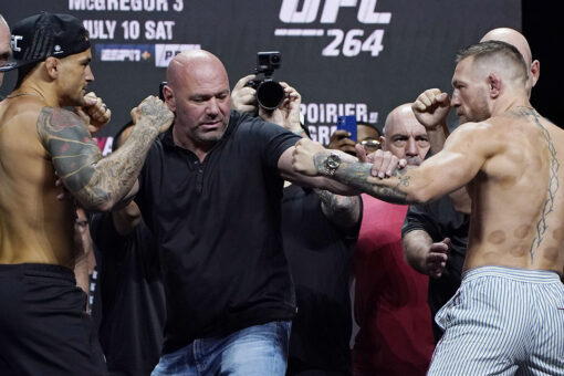 Dustin Poirier beats Conor McGregor after Irishman appears to suffer gruesome injury