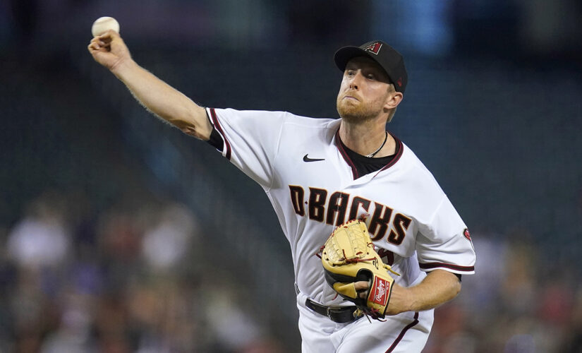 Kelly pitches Diamondbacks past Giants in 5-3 win