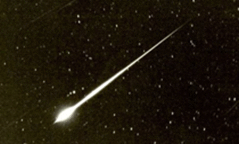 Fireball blazes across Texas sky