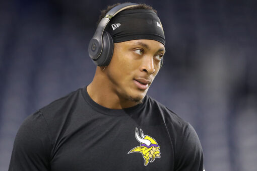 NFL player vomits on side of road during former teammate’s 2019 DWI arrest, video shows