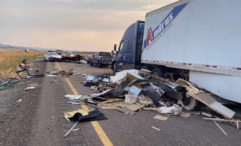 Dust storm in Utah causes series of crashes on I-15, at least 7 dead