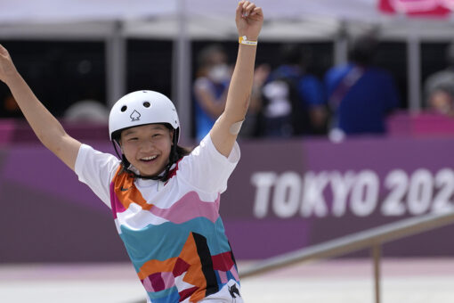 Teenage Olympians take street skateboarding medals in Tokyo