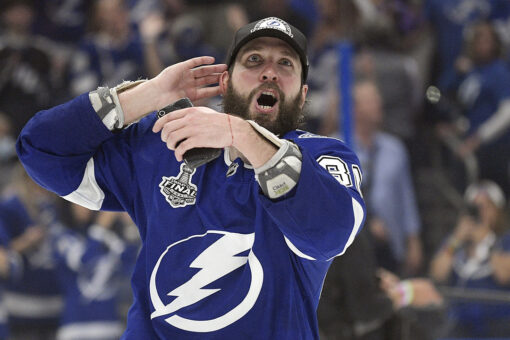 Shirtless Nikita Kucherov rips Canadiens fans after Lightning’s Stanley Cup win