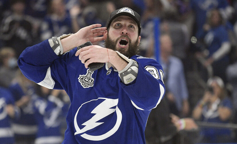 Shirtless Nikita Kucherov rips Canadiens fans after Lightning’s Stanley Cup win