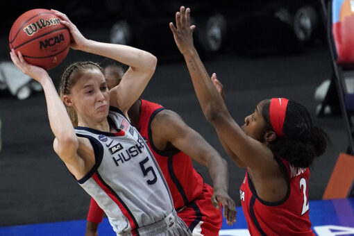 UConn star Paige Bueckers honors Black women with incredible speech at awards show