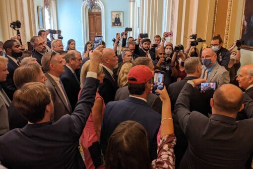 Conservative reaction pours in after Dem mayors, governors impose new mask mandates: ‘Kiss my mask’