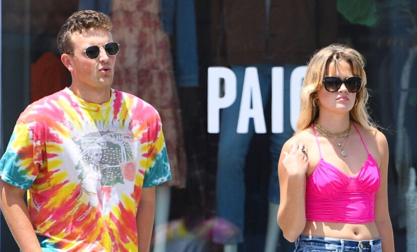 Ava Phillippe looks just like Reese Witherspoon as she steps out for lunch with her boyfriend