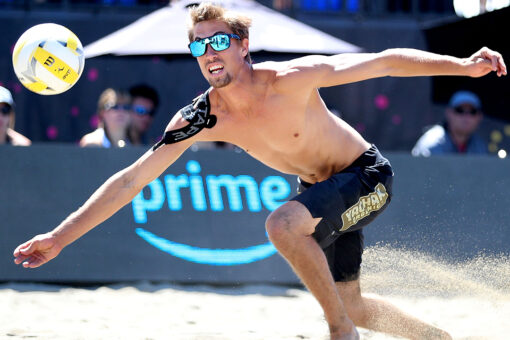 Crabb out (COVID), Bourne in for US beach volleyball team