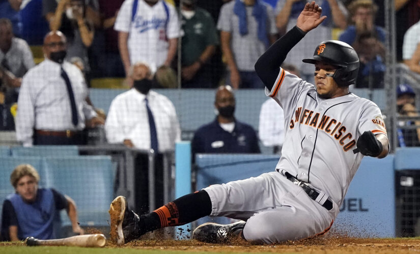 Giants rally in 9th for 2nd straight night to beat Dodgers