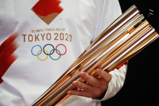 Woman arrested for trying to douse Olympic torch