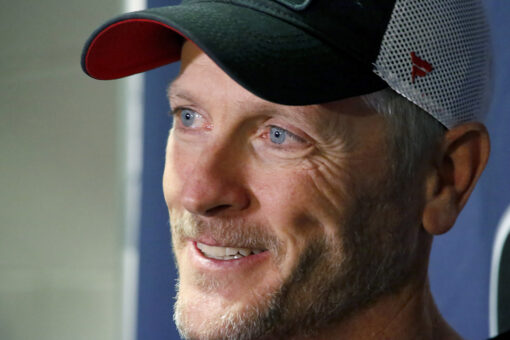 Tom Dundon now sole owner of Carolina Hurricanes