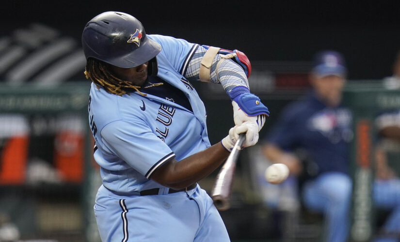 Guerrero and Bichette carry Blue Jays past Orioles 10-2