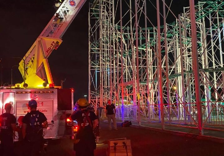 Texas firefighters rescue 8 teens stuck at top of New Mexico roller coaster for 2 hours