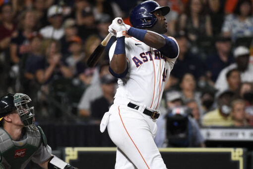 Álvarez hits 2 HRs, drives in 5 runs as Astros beat A’s 9-6