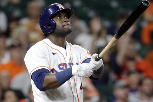 Alvarez ends slump with 2-run HR as Astros beat Indians 4-3
