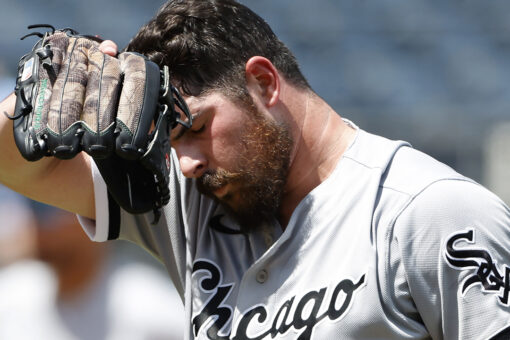 Hernandez 6 innings for Royals in 5-0 win over White Sox