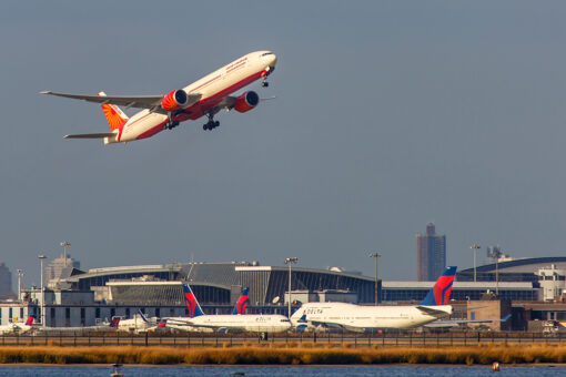 JFK airport control tower water leak grounds hundreds of flights on Fourth of July weekend