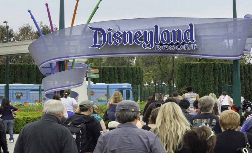 Disneyland character dining makes a comeback at select park locations