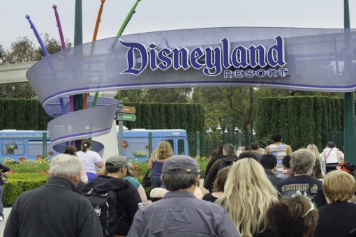 Disneyland character dining makes a comeback at select park locations