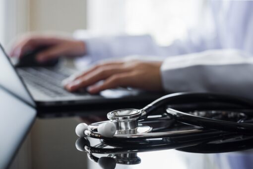 Common COVID-19 antibiotic flops in clinical trial: Experts weigh in