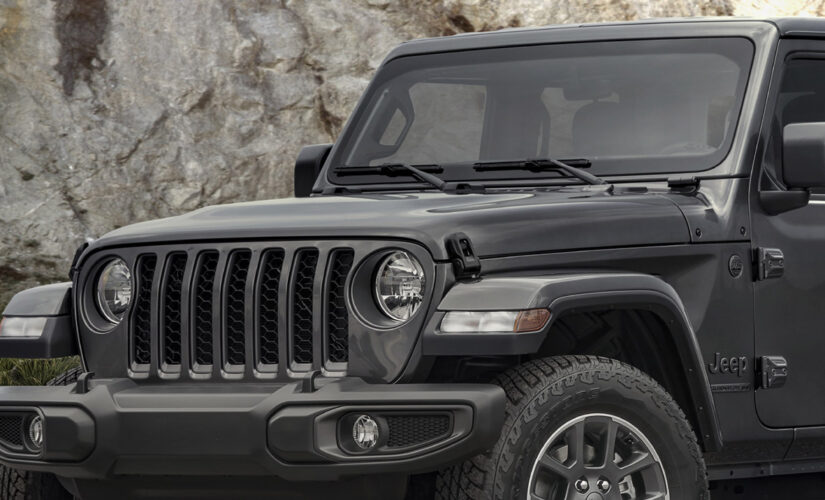 Tough trucks: Jeep offering Gorilla Glass windshields on Wrangler and Gladiator