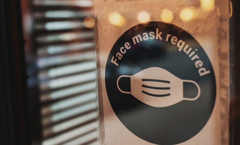 Las Vegas officials recommend masks indoors, regardless of vaccination status