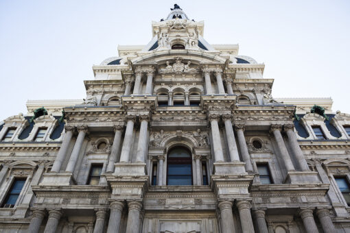 Philadelphia officials advise masks for fully vaccinated people in public indoor spaces again