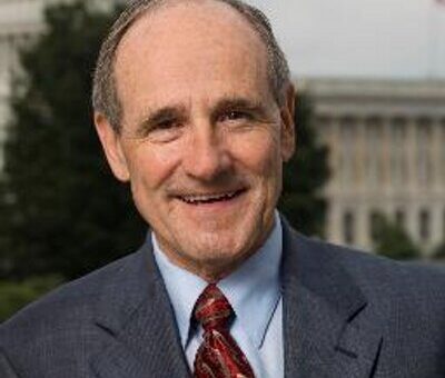 Sen. Risch tears into Stone-Manning amid tied committee vote