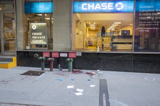 NYC slashing: man brutally attacked by hatchet-wielding maniac at bank ATM