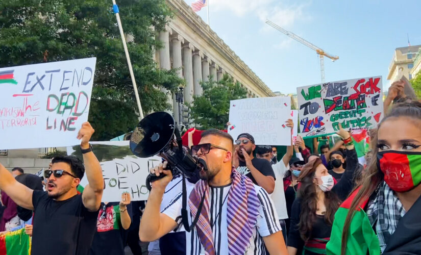 ‘Don’t trust the Taliban,’ hundreds gather outside White House