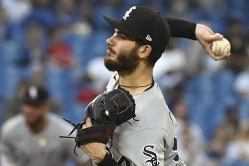 Abreu hits 3-run HR, Cease fans 7, White Sox beat Jays 5-2