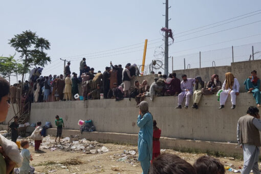 U.S. Embassy in Kabul urges Americans not to go to the airport