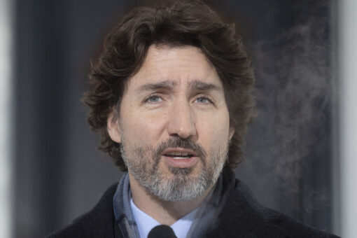 Furious crowd forces Justin Trudeau to cancel campaign event: ‘Need freedom’