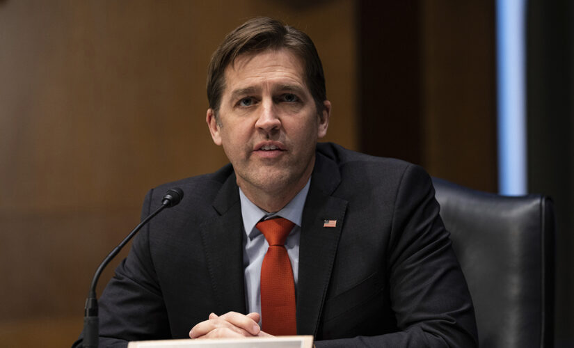 Sasse urges Biden to tell Taliban ‘we’re getting our people out however long it takes’: ‘Damn the deadline’