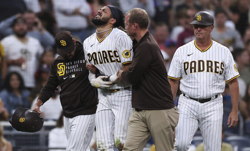 Padres star Tatis on 10-day injured list with shoulder trouble