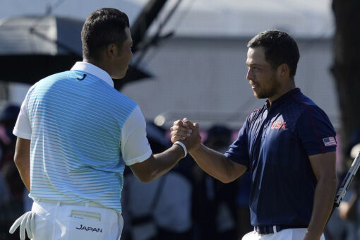 Xander Schauffele with 2 clutch putts gives US gold in golf