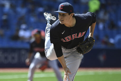 Ramirez HR in Indians 10th; Jays’ 1st loss back in Canada