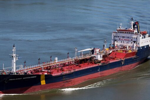 Tanker hijacking in Oman thwarted when crew shut down engines: report