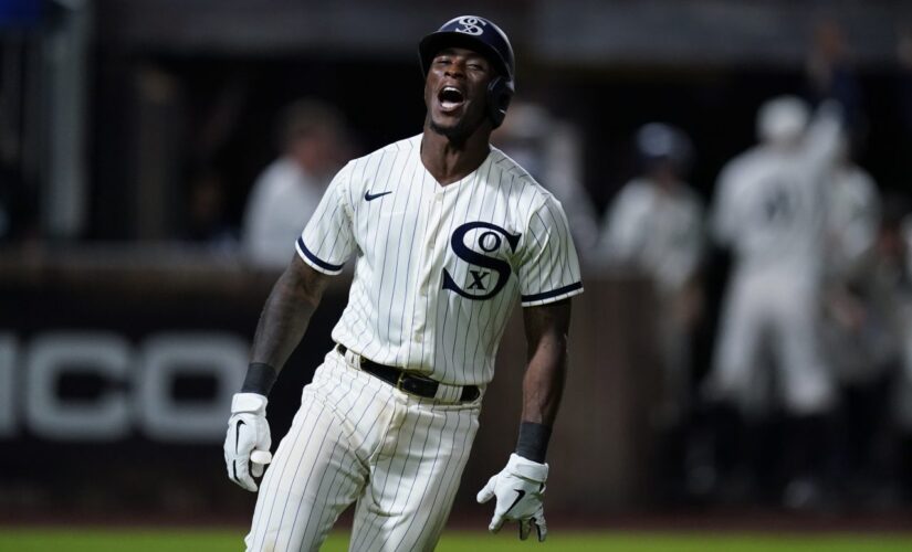 MLB’s Field of Dreams game ends in Hollywood fashion — with a walk-off homer, fireworks