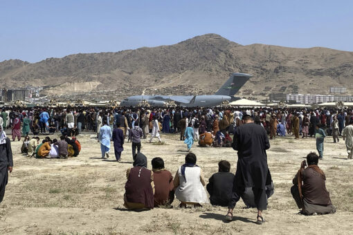 Taliban announces ‘amnesty,’ urges women to join government
