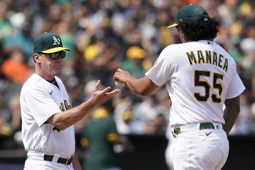 Wade’s pinch-hit HR in 9th lifts Giants past A’s 6-5