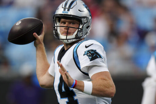 Darnold throws 2 TDs, Panthers smother Steelers backups 34-9