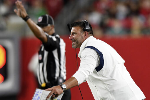 Titans coach Mike Vrabel tests positive for COVID-19