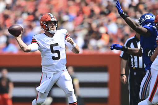 Keenum throws TD, Browns beat Giants in matchup of reserves