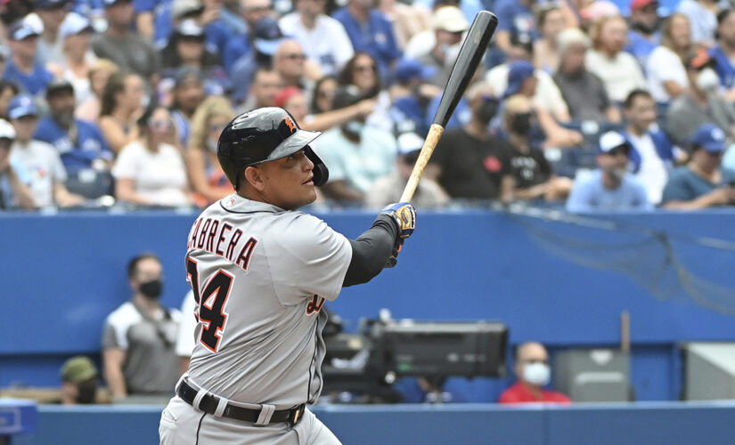 Tigers’ Miguel Cabrera belts 500th home run of career