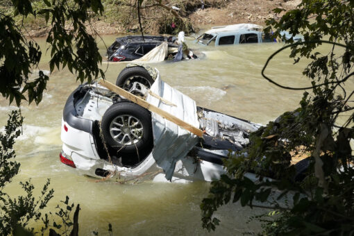 22 dead, many missing after 17 inches of rain in Tennessee