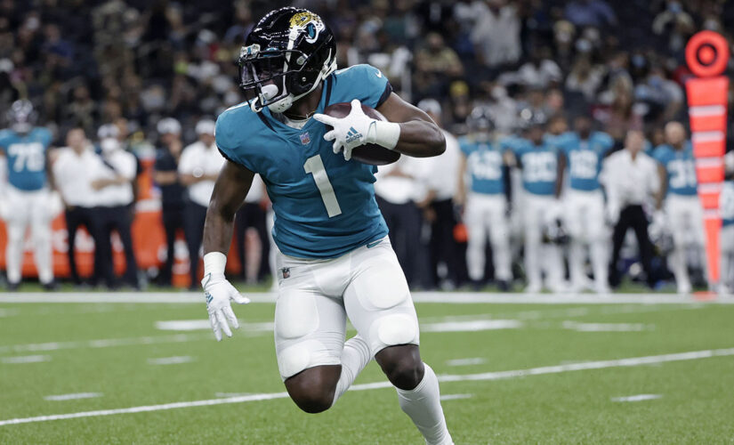 Jaguars RB Etienne likely out for season with foot injury